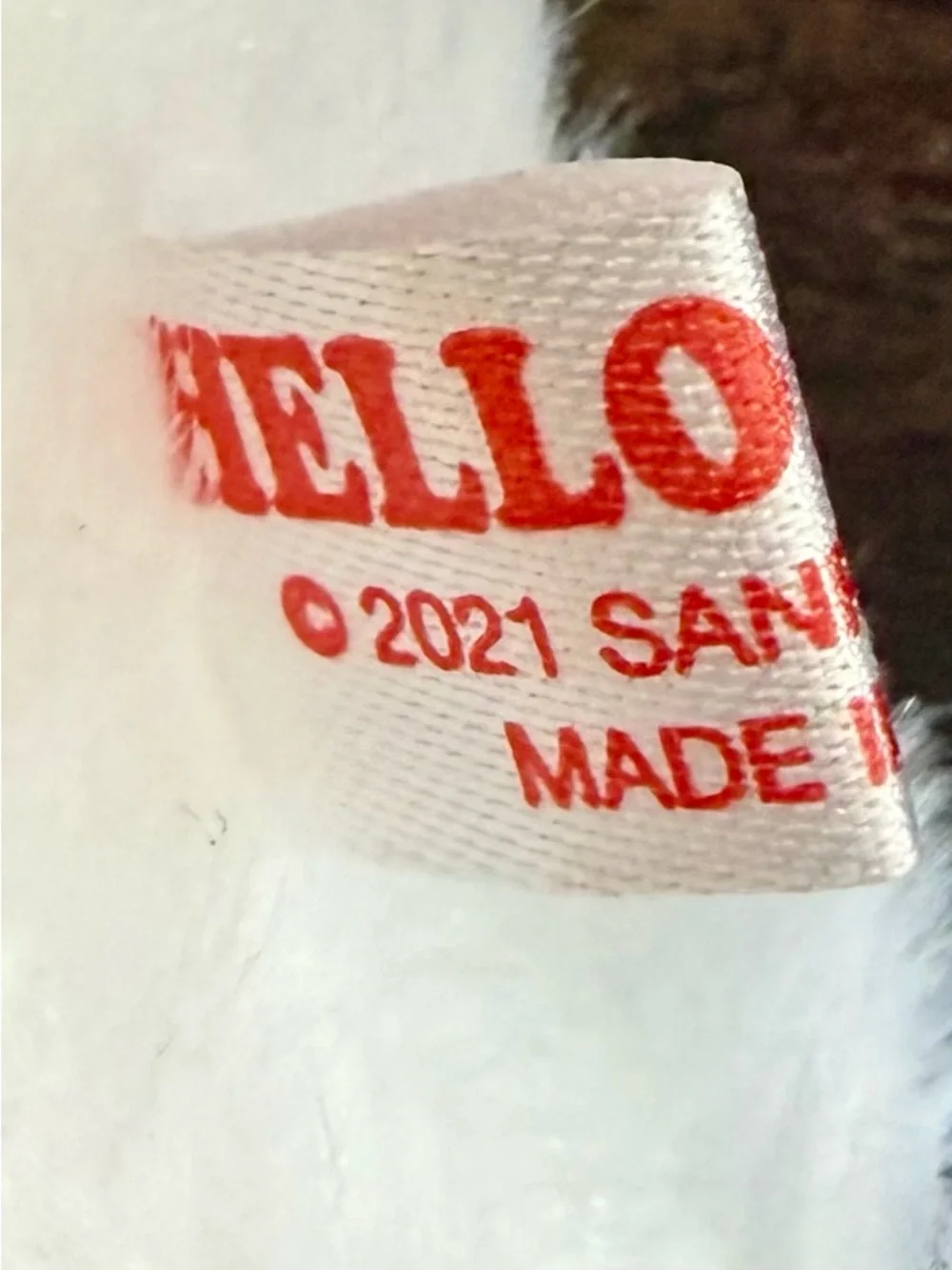 NWOT! SANRIO HELLO KITTY White Fuzzy Headband with Red Bow